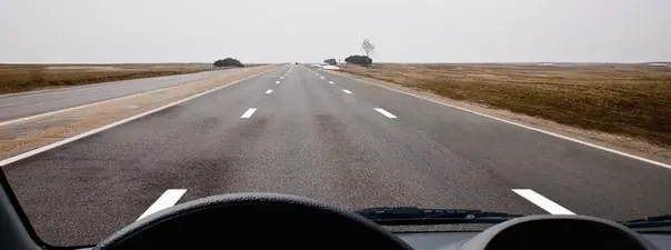 Вопрос 10: Вне населенных пунктов вам можно продолжить движение: