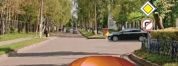 Вопрос 7: Вы намерены остановиться сразу за перекрестком. В каком месте необходимо включить указатели правого поворота?