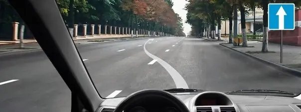 Вопрос 7: Вы намерены остановиться слева у тротуара. В каком случае Вы обязаны включить указатели поворота?
