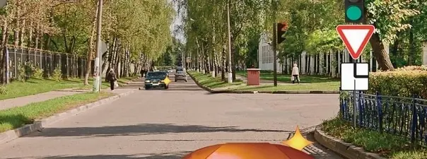 Вопрос 13: Обязаны ли Вы уступить дорогу легковому автомобилю при повороте направо?