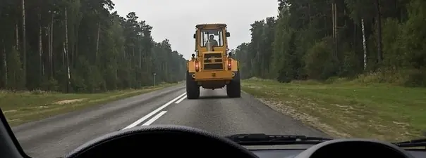 Вопрос 5: Можно ли Вам выполнить обгон при наличии данной разметки?