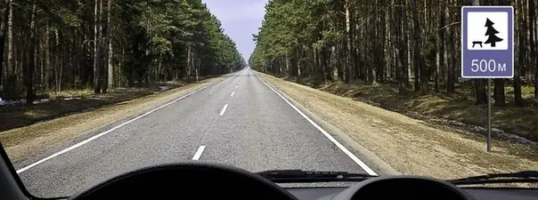 Вопрос 12: В каком месте на данном участке дороги Вам разрешено поставить автомобиль на длительную стоянку?