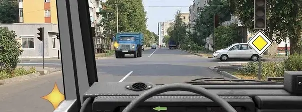 Вопрос 15: Как Вам следует поступить при повороте налево?