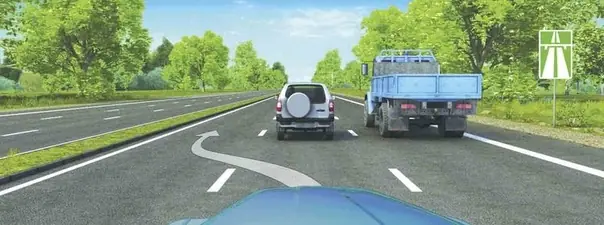 Вопрос 16: Можно ли Вам, управляя грузовым автомобилем с разрешенной максимальной массой более 3,5 т, осуществить опережение в данной ситуации?