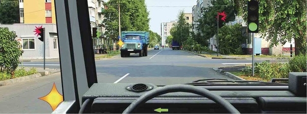 Вопрос 13: В каком случае Вы обязаны уступить дорогу грузовому автомобилю?